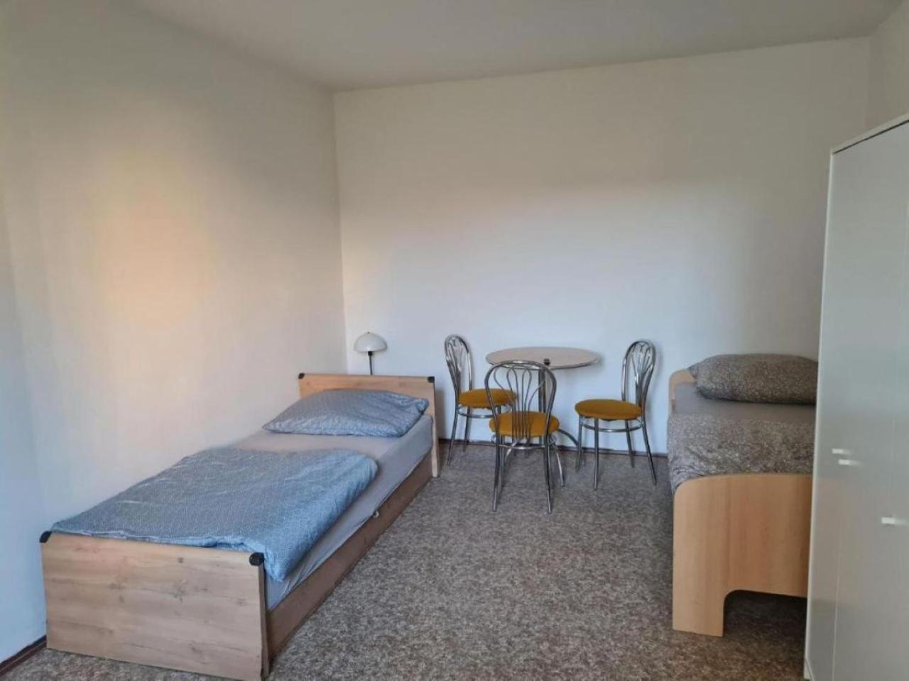 אופבה Modern Urban Loft Apartment מראה חיצוני תמונה